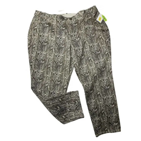 Westbound Woman Size 22W Brown Python Snake Print 5-pocket Slimming Jeans Pants - Picture 5 of 11